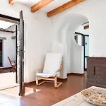 Casa 3 * كاستياداس